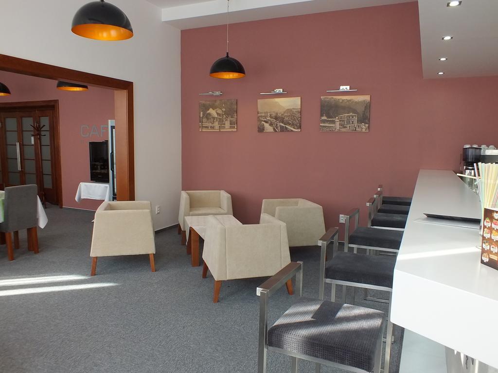 Hotel Skalka 라젝크테플리스 외부 사진