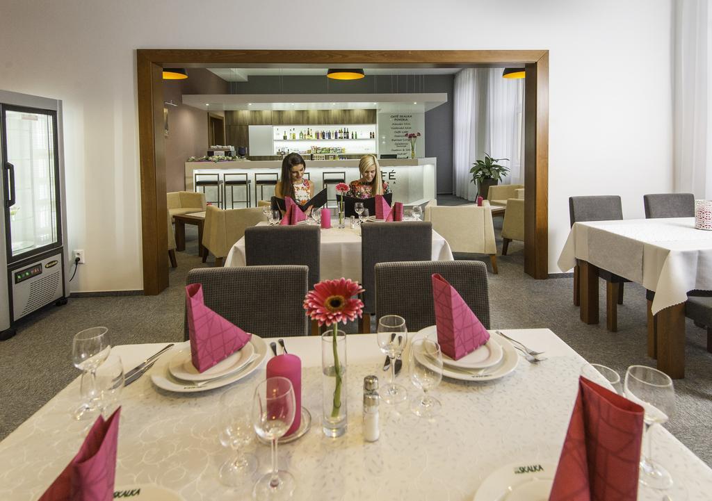 Hotel Skalka 라젝크테플리스 외부 사진
