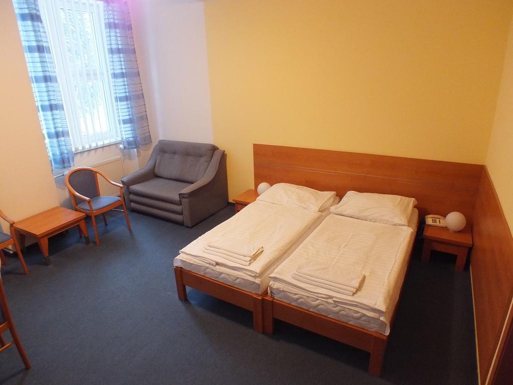 Hotel Skalka 라젝크테플리스 외부 사진
